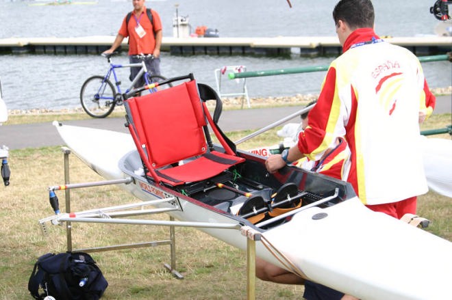 Single set up for Adaptive Rowing © Rob Bristow www.rowinginfo.info
