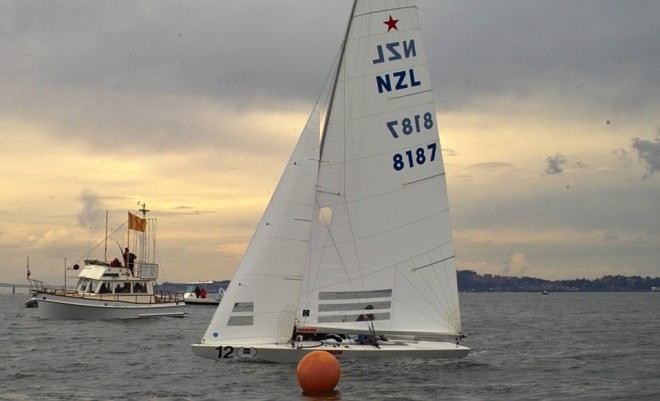 Hamish Pepper and Carl Williams get the finishing gun at the end of Race 4 of the 2006 Star Worlds © Chuck Lantz http://www.ChuckLantz.com