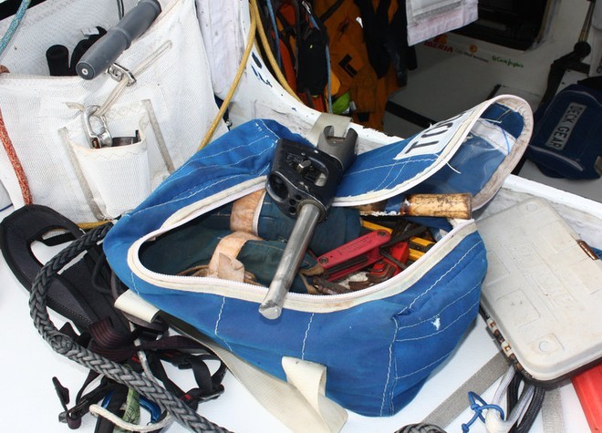 Telefonica Blue suffered a cruel blow tonight when the Spanish boat broke its forestay while leading the fleet through the Southern Ocean on day 20 of the marathon Leg 5 from Qingdao to Rio.<br />
<br />
Skipper Bouwe Bekking notified Volvo Ocean Race headquarters of their mishap at 17:40 GMT. The crew has put in place a jury rig and has decided to carry on under reduced sail.<br />
<br />
 &copy; Gabriele Olivo/Telefonica Blue/Volvo Ocean Race http://www.volvooceanrace.org