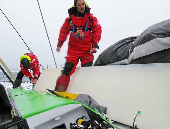 Green dragon sustain dammage to their leeward, port daggerboard, on leg 7 of the Volvo Ocean Race from Boston to Galway © Guo Chuan/Green Dragon Racing/Volvo Ocean Race http://www.volvooceanrace.org