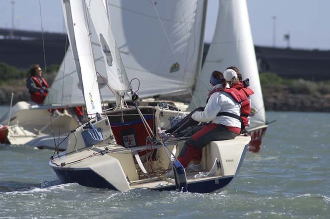 RYCV’s Cath Beaufort and her crew of Erin Peters and Paulina Hryniewiecka head upwind. - Women’s Elliott 5.9 Regatta 2008 © Teri Dodds http://www.teridodds.com