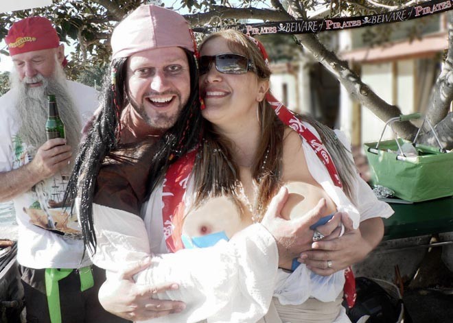 Everyone loves a Champion Pirate Wench © Christine Bates