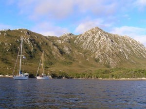 At Anchor in Bramble Cove © SW