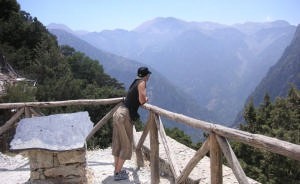 At the beginning of the 18 km trek through the Samaria Gorge © BW Media