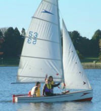 <b>A refurbished Dart sailing on Hamilton Lake</b> © Mistral Owners Association