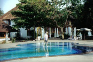 Bolgatti Palace Hotel-what a place for a sundowner © SW