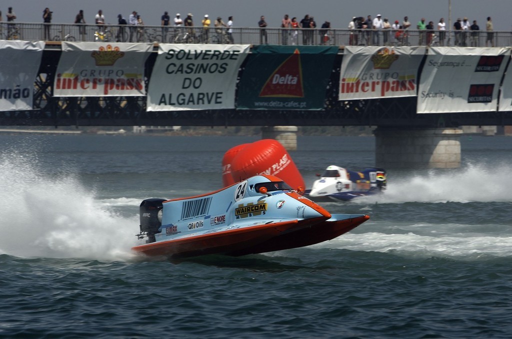 Franceso Cantando of Italy in the Singha Team powerboat pictured in the UIM F1 Powerboat Grand Prix of Portugal, Portimao, Portugal, the 2nd leg of the championship series. Picture by Paul Lakatos/Idea Marketing. © F1 World Championship http://www.f1boat.com