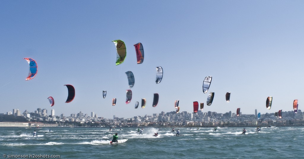 Kiteboarding Worlds, Course Racing, San Francisco, August 2009 © Erik Simonson/ h2oshots.com