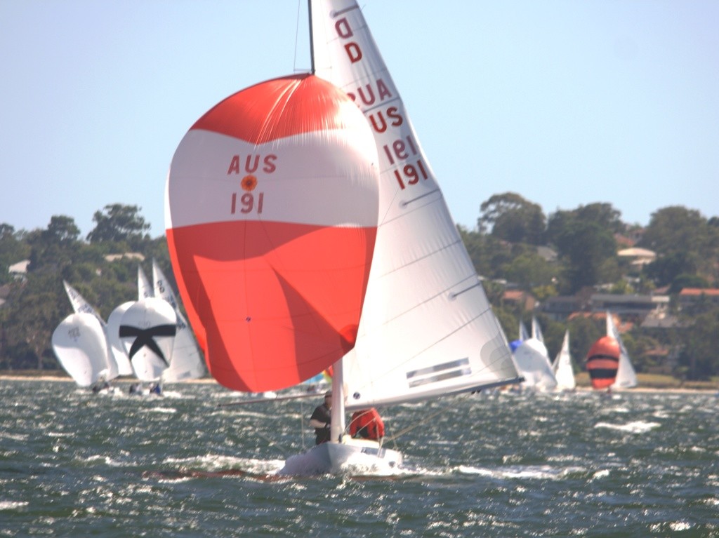 Puff (Richard Lynn) on the last downwind leg, enjoying a healthy lead © Bernie Kaaks