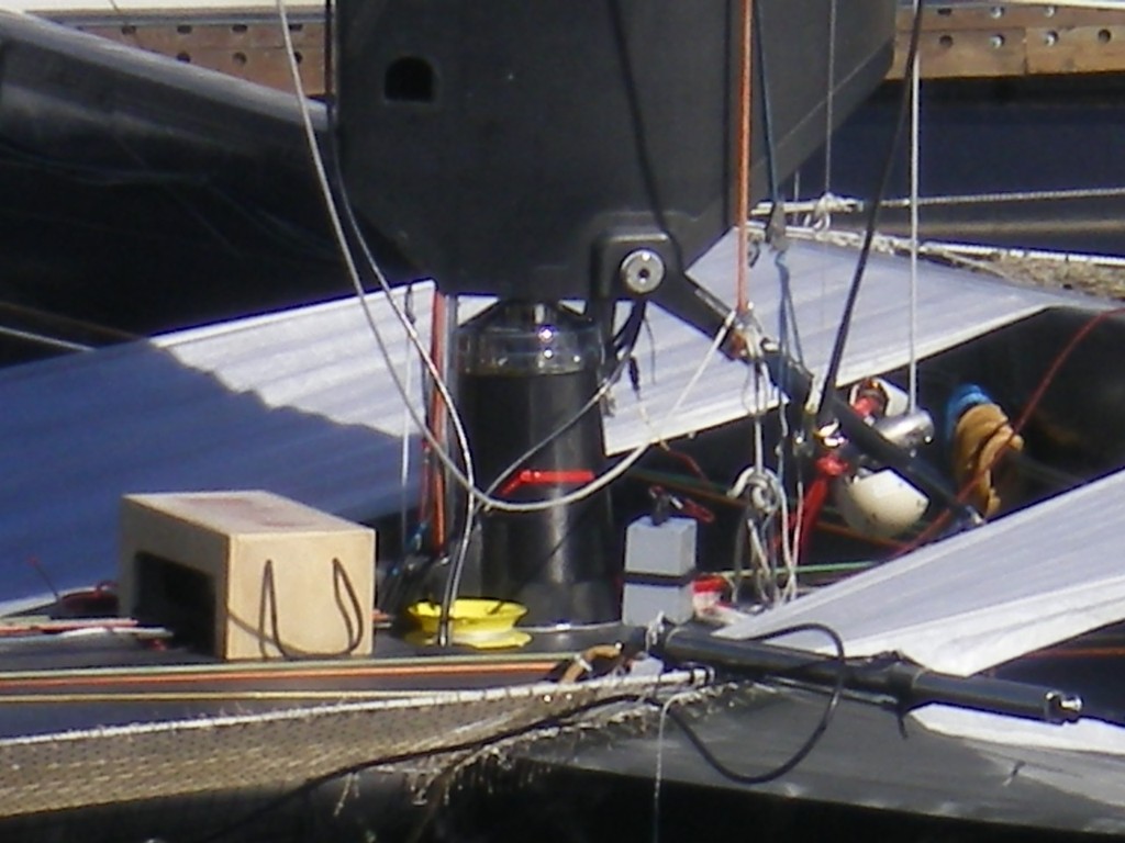 Mast Base with Hydraulics - BMW Oracle Racing, San Diego 1 November 2009 © Rob Wagner