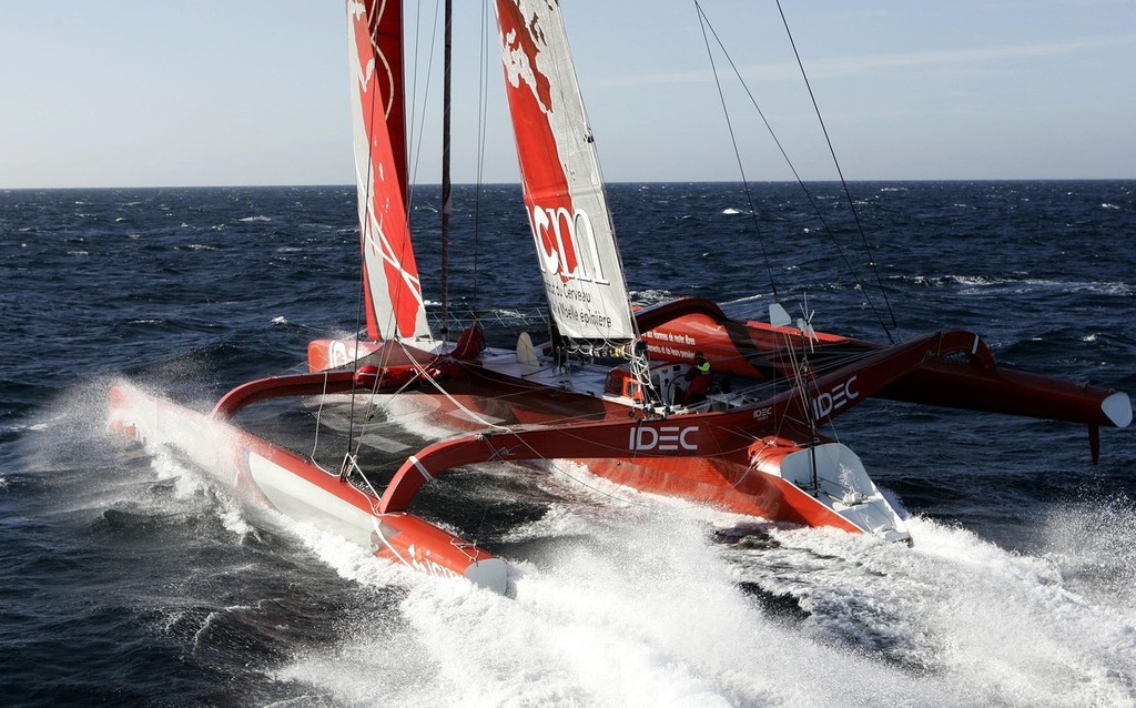 Trimaran IDEC. Photo: JEAN MARIE LIOT / DPPI POUR IDEC <br />
 ©  IDEC . http://www.trimaran-idec.com/