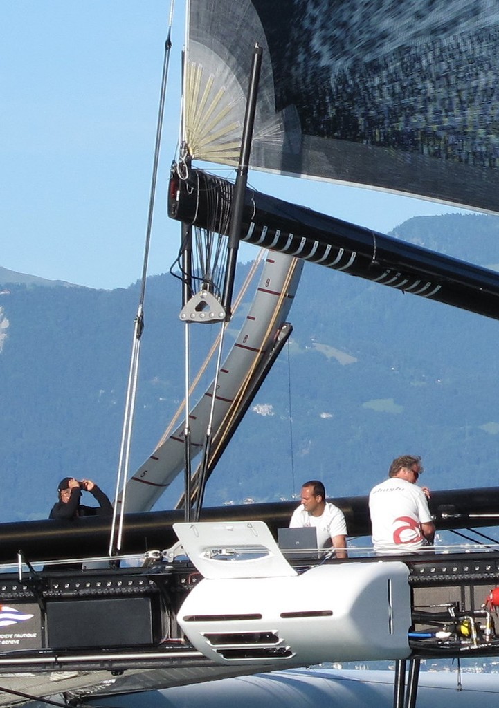 Alinghi 5, mainsheet detail and 