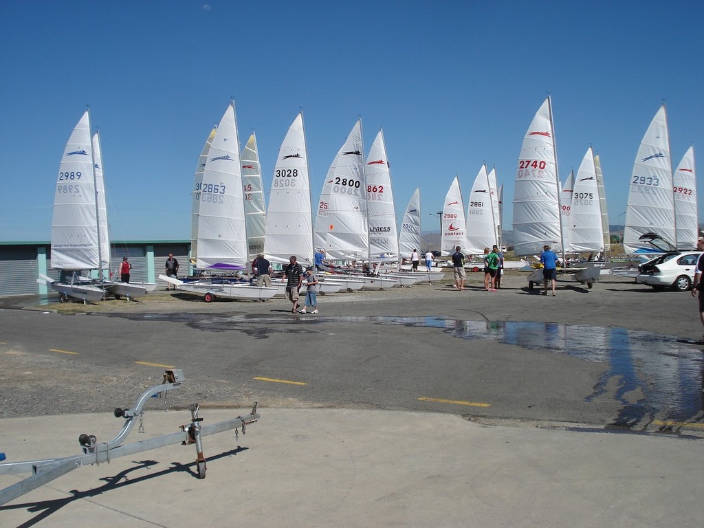 Rigging up - 2010 PT Nationals © Glenn Syman
