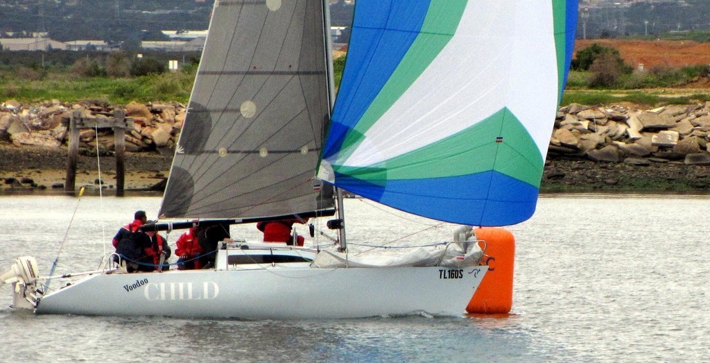 Voodoo Child finishing - Port Line Cup 2009 © Steve Hall