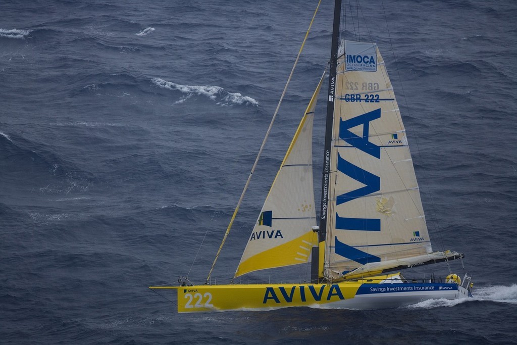 Vendee Globe 2008/09. Aviva in the Southern Ocean.  © Gareth Cooke - Subzero Images http://www.subzeroimages.com