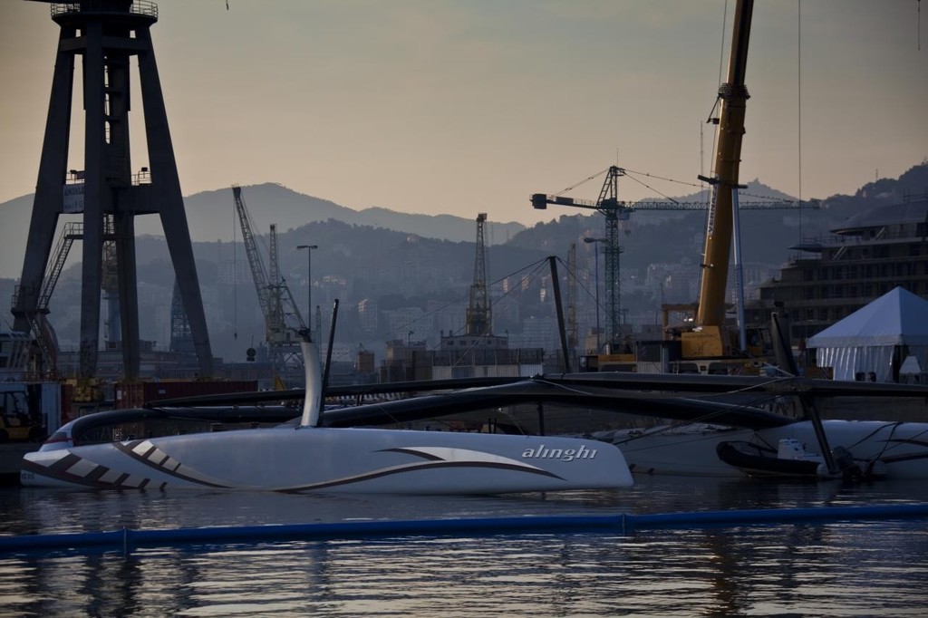 Alinghi 5 in 