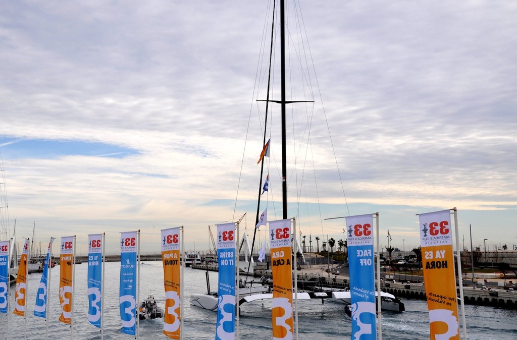 The Swiss catamaran leaving the Darsena harbor © Jean Philippe Jobé