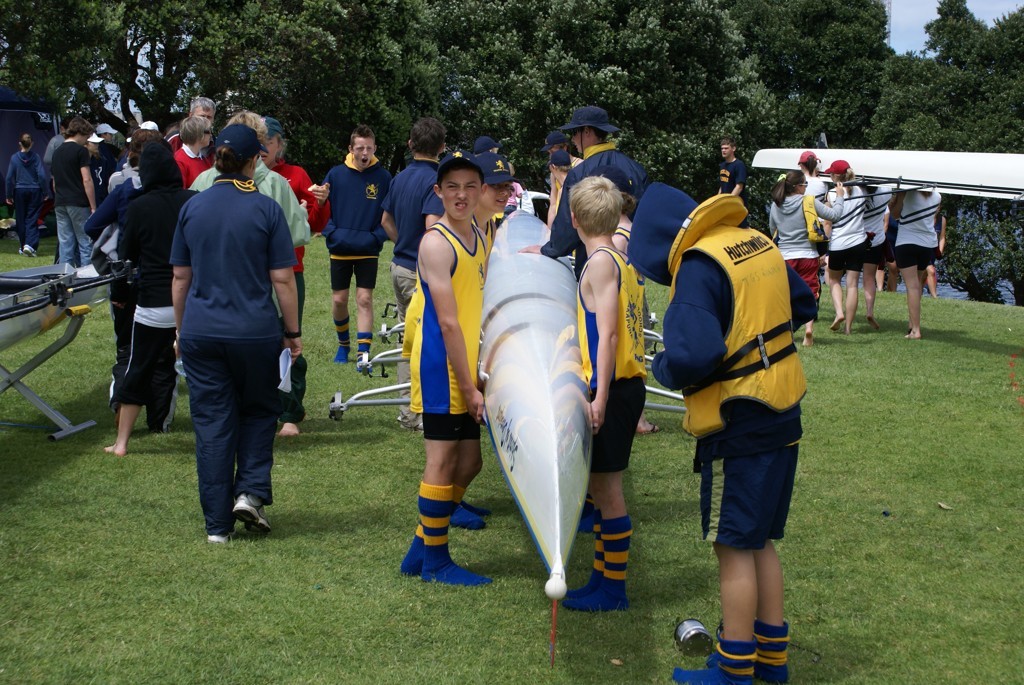 MRE Property TGS Waitemata Regatta, lake Pupuke, Oct 2007 © Richard Gladwell www.photosport.co.nz