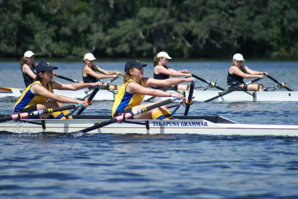 MRE Property TGS Waitemata Regatta, Lake Pupuke, Oct 2007 © Richard Gladwell www.photosport.co.nz