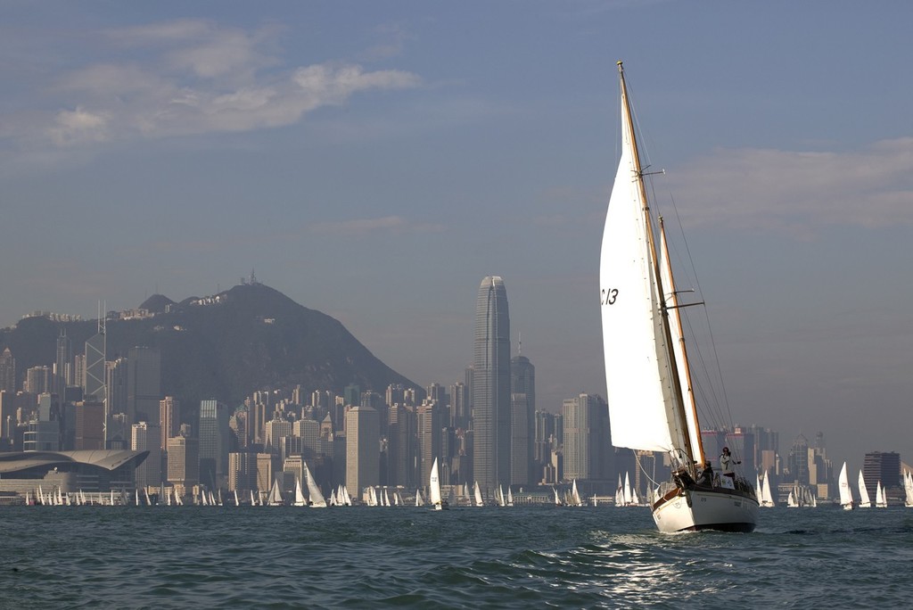 Around the Island Race 2009. Jadalinkir leads the fleet down Hong Kong harbour ©  RHKYC/Guy Nowell http://www.guynowell.com/