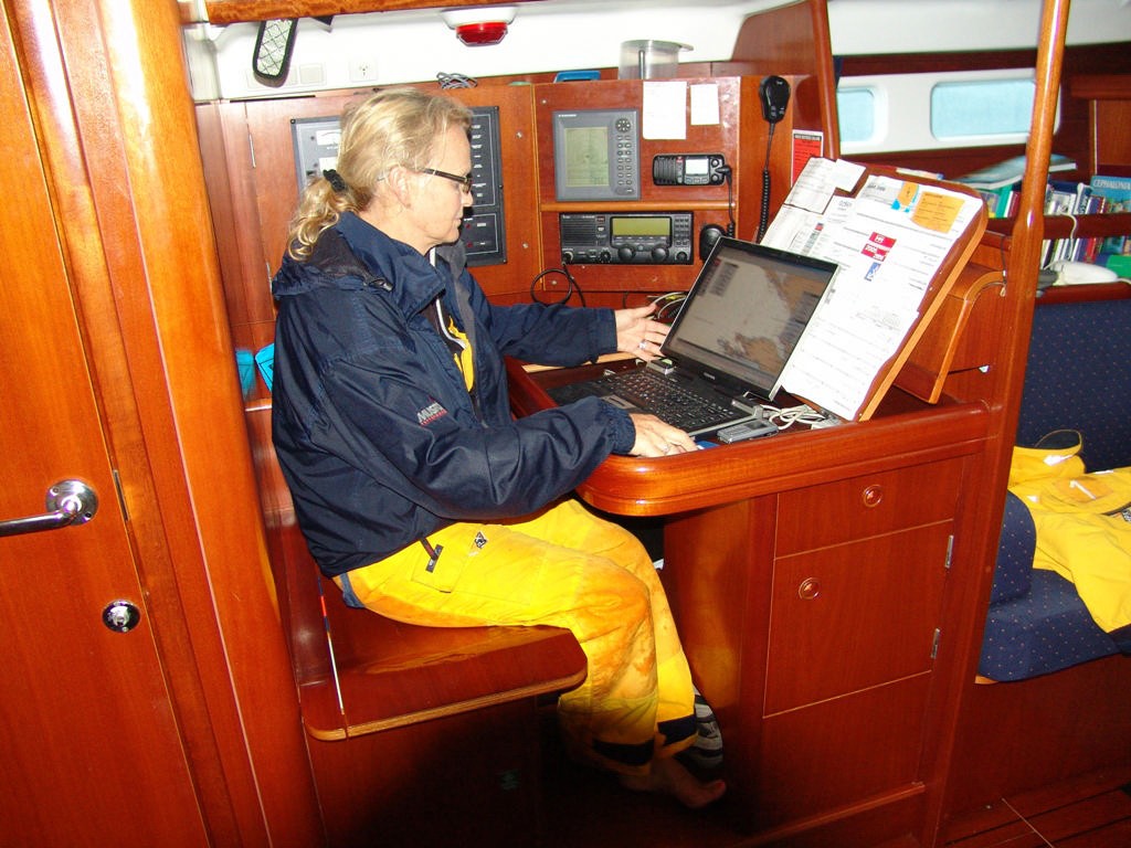 Andrea navigating  © Ian & Andrea Treleaven