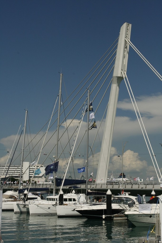 Boat Asia 2008, Marina at Keppel Bay, Singapore © Guy Nowell http://www.guynowell.com