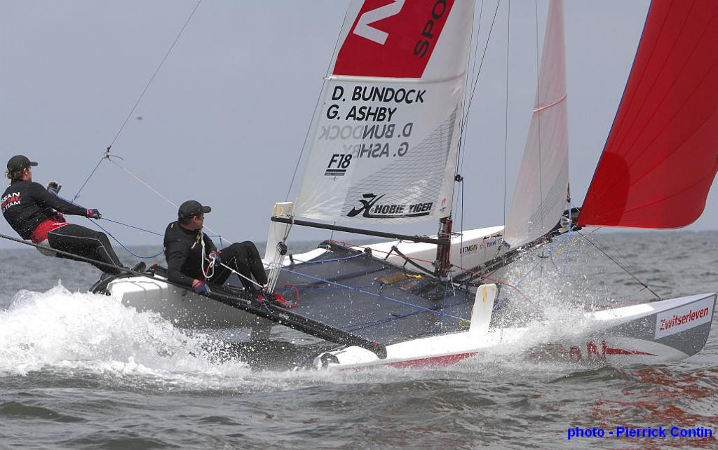 Darren Bundock here sailing with Glenn Ashby in Zwitserleven Round Texel Race 2007, has spoken out against the multihull exclusion from the 2012 Olympics © Pierrick Contin www.pierrickcontin.com