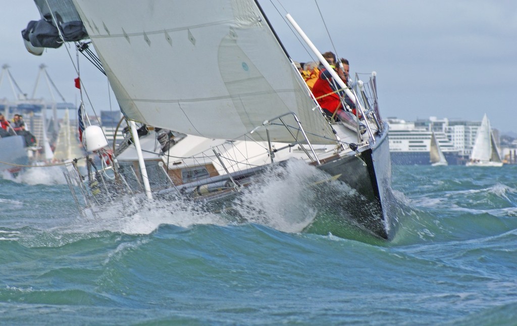 Infidel at the start of the 2008 HSBC Premier Coastal Classic © Richard Gladwell www.photosport.co.nz