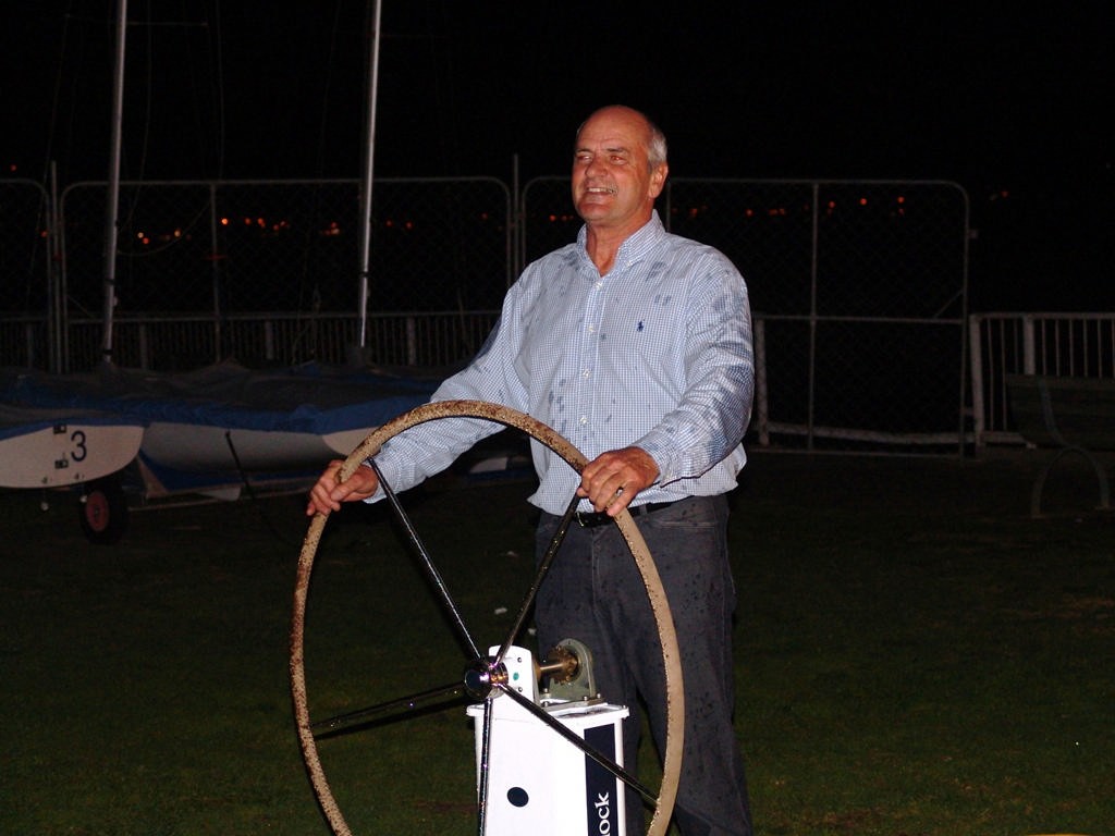 John Newton, shows he has lost none of his touch, as resumes his acquaintance with the Ceramco wheel. © Richard Gladwell www.photosport.co.nz