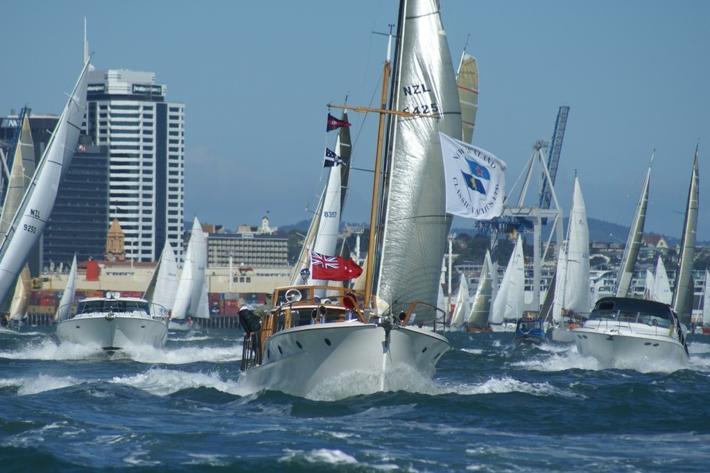 2007 Coastal Clasic Start photo copyright Richard Gladwell www.photosport.co.nz taken at  and featuring the  class