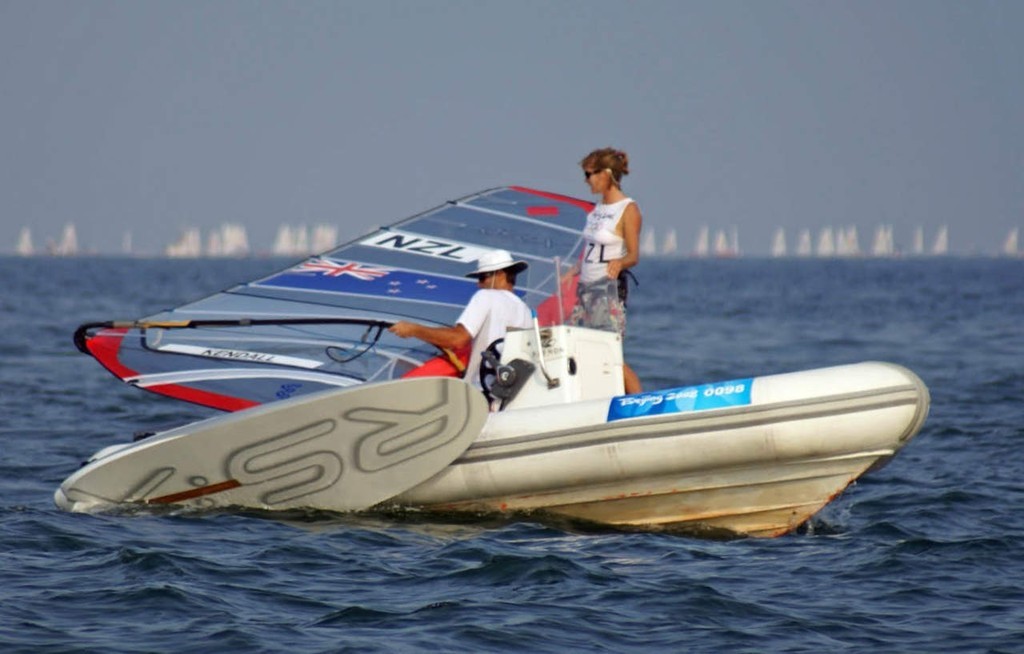 Barbara Kendall and coach evaluate the options while waiting for a race in mid-Olympic regatta © Richard Gladwell www.photosport.co.nz
