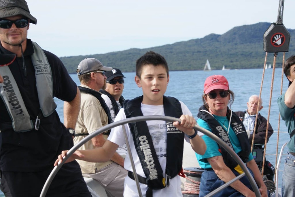 Young and old get the chance to sail and America’s Cupper © Richard Gladwell www.photosport.co.nz