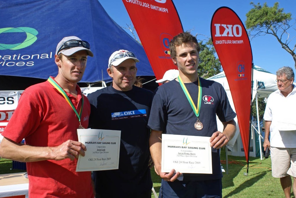 Jason Geales (left) and Aaron Hume-Merry, third overall in the OKI 24 Hour Race, Lake Pupuke © Richard Gladwell www.photosport.co.nz