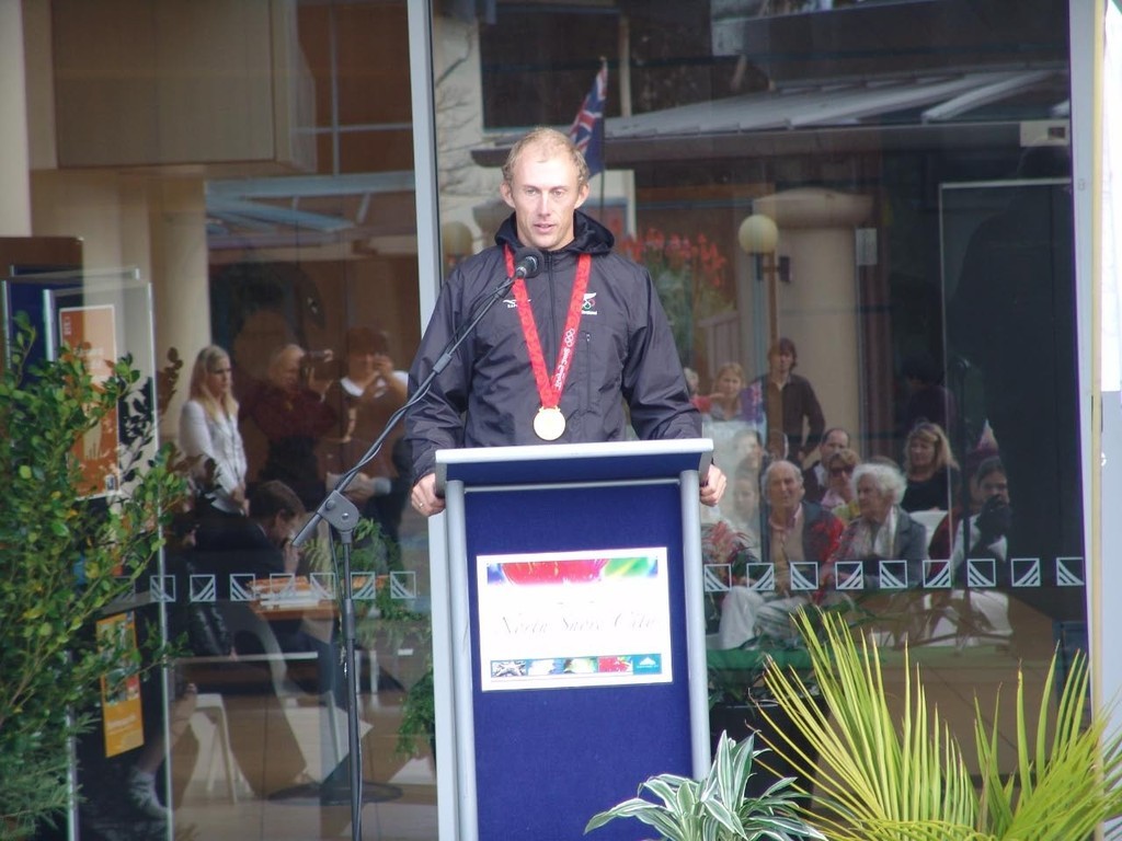 Tom Ashley speaks at the North Shore City welcome home for its Olympians © Richard Gladwell www.photosport.co.nz