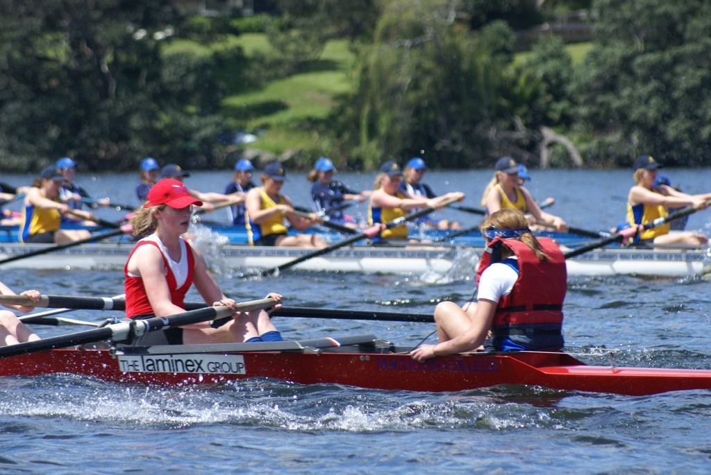 MRE Property TGS Waitemata Regatta, Lake Pupuke, Oct 2007 © Richard Gladwell www.photosport.co.nz