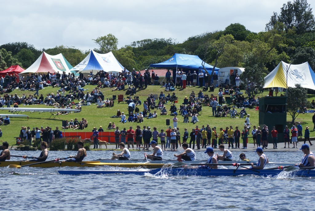MRE Property TGS Waitemata Regatta, Lake Pupuke, Oct 2007 © Richard Gladwell www.photosport.co.nz