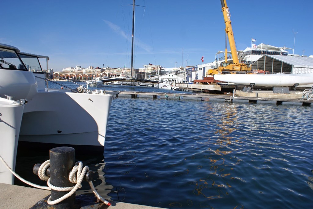 All quite, calm and cold in the inner Darcena, Race Day 2, Valencia © Richard Gladwell www.photosport.co.nz