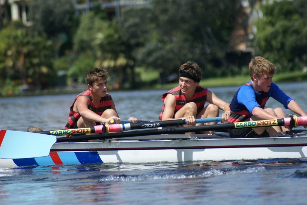 MRE Property TGS Waitemata Regatta, Lake Pupuke, Oct 2007 © Richard Gladwell www.photosport.co.nz