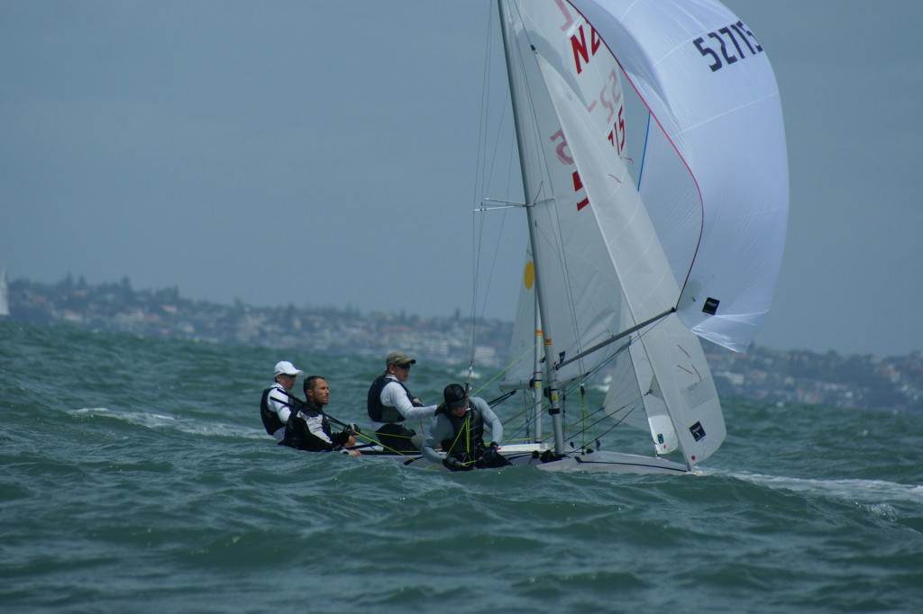 Simon Cooke and Scott Illingworth hold Carl Evans and Peter Burling on the penultimate day of the 2007 420 Worlds © Sail-World.com /AUS http://www.sail-world.com