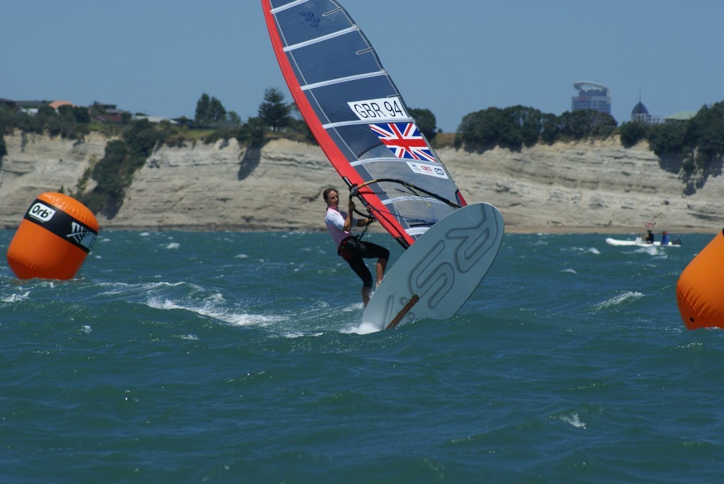4. Bryony Shaw (GBR) takes on the weather mark - RSX World Womens Championship - Medal Race © Richard Gladwell www.photosport.co.nz
