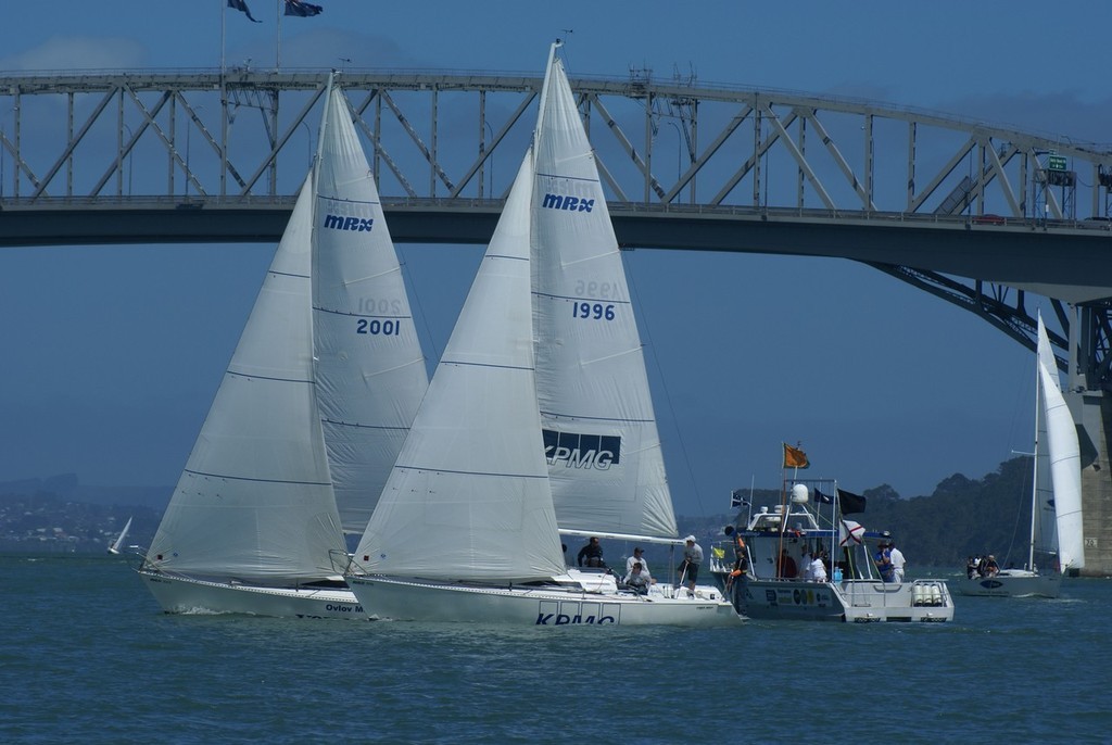 Barker adds to Jury’s woes by starting astern and rolling over him to windward. Jury breaks off to do his penalty turn and it is Semi-Final 2 over. © Richard Gladwell www.photosport.co.nz