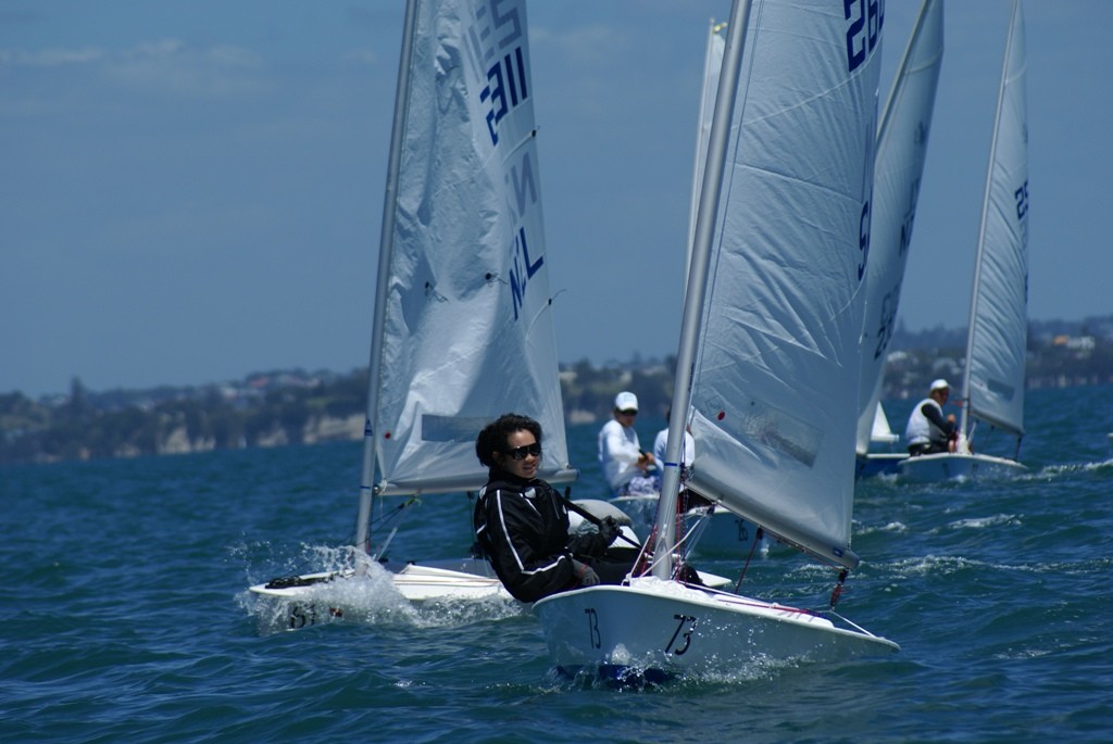 Oceania Sailing Federation leads around the first mark in Race 1 on Day 3 of the 2010 World Splash Championships © Richard Gladwell www.photosport.co.nz