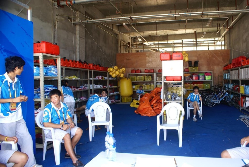 The boats and course shop - Qingdao walkabout 08 August 2008 © Richard Gladwell www.photosport.co.nz