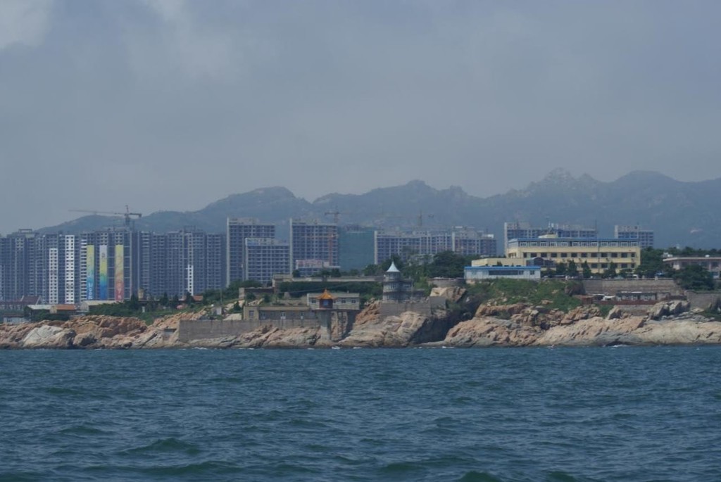 Fushan Bay Coast with a new city being built behind © Richard Gladwell www.photosport.co.nz