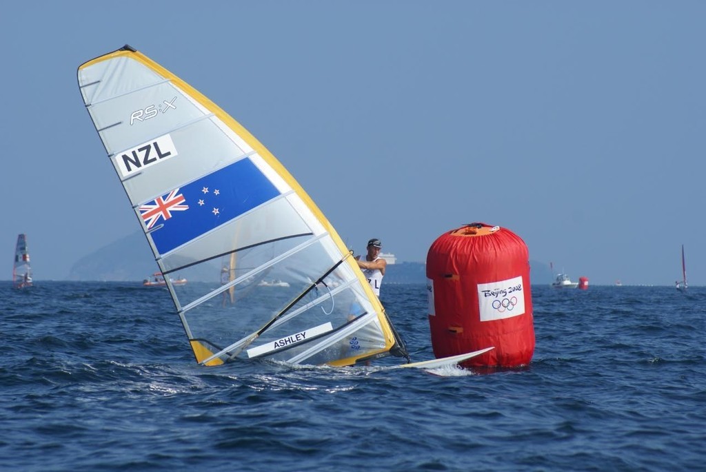 2008 Olympic Regatta - Day 4 - RS:X Men - Tom Ashley (NZL) © Richard Gladwell www.photosport.co.nz