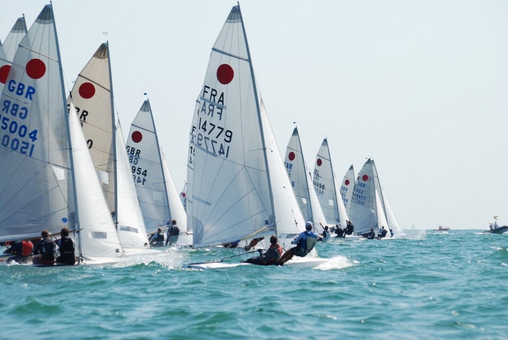 Fireball Worlds &copy; Isabelle Bertrand http://www.srr-sailing.com/provisoire/index.html