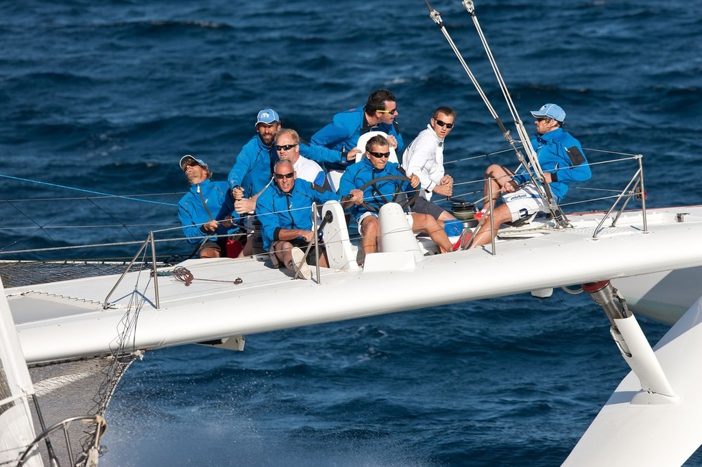 Samedi 5 septembre 2009 - Hyères (FRA, 83) - L'Hydroptère bat le record du monde de vitesse avec un run à 51,36 knts (sous réserve de ratification par le WSSRC) ***05/09/2009 - Hyères (FRA, 83) Hydroptère beat the overal sailing speed record with a run at 51,36 knts ( subjet to ratification by WSSRC) photo copyright Gilles Martin-Raget http://www.martin-raget.com/ taken at  and featuring the  class