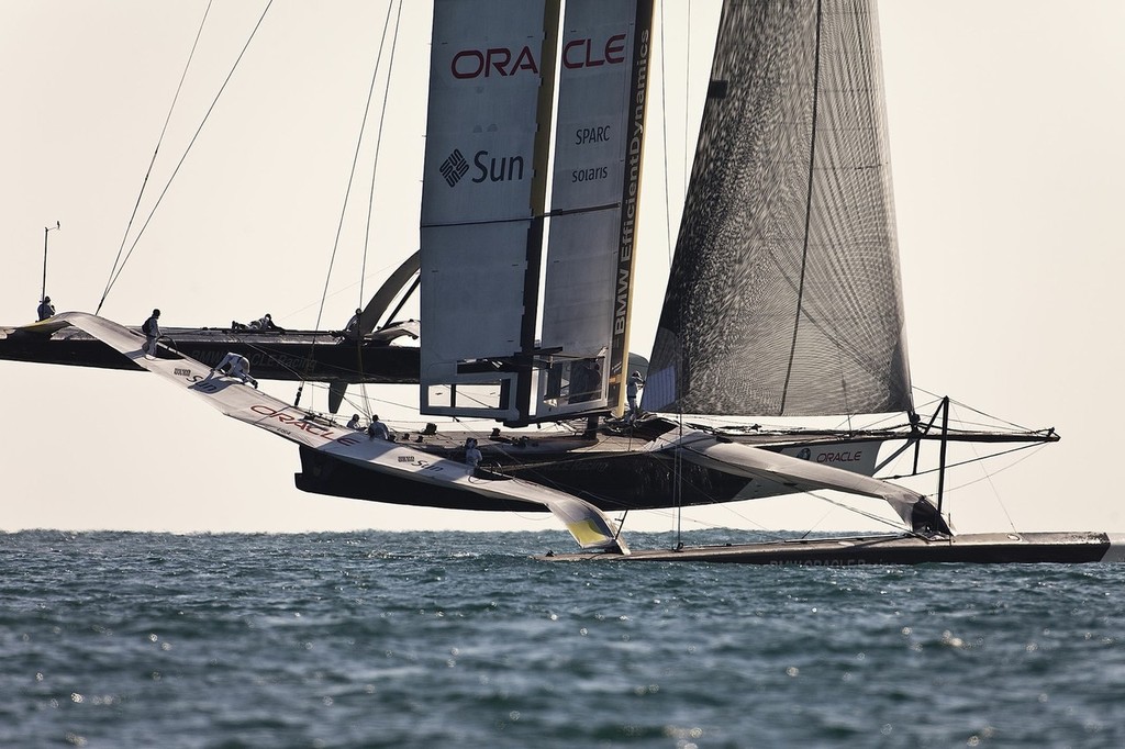 GGAC33-D5 0332 © BMW Oracle Racing: Guilain Grenier - copyright http://www.oracleracing.com