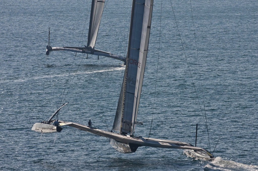 Race 1, 33rd America’’s Cup, Valencia © BMW Oracle Racing Photo Gilles Martin-Raget http://www.bmworacleracing.com