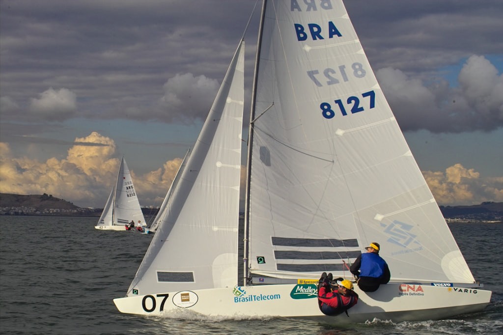 Robert Scheidt works his way upwind in Race 5  © Chuck Lantz http://www.ChuckLantz.com